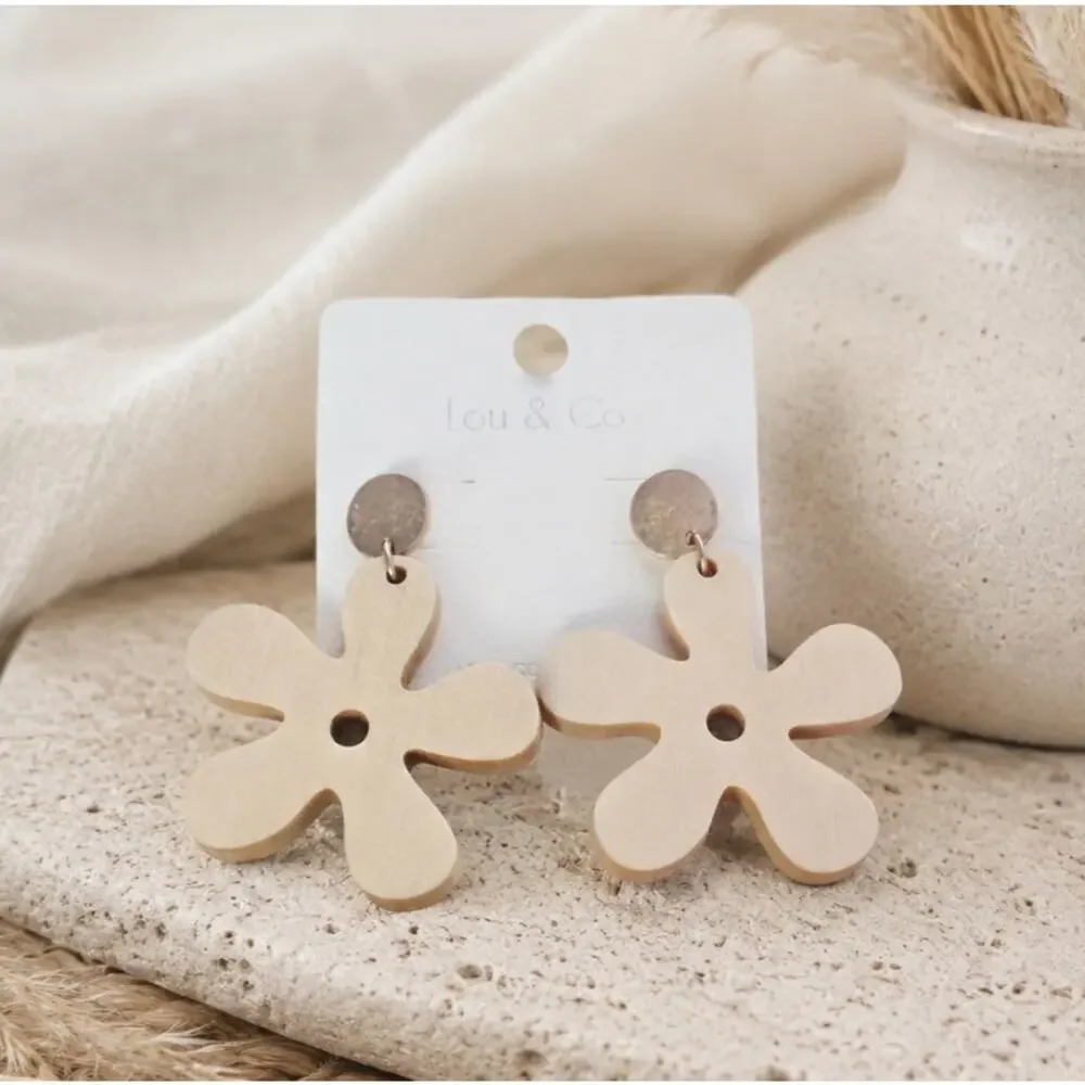 Lou & Co Gold Wood Flower Earringd New